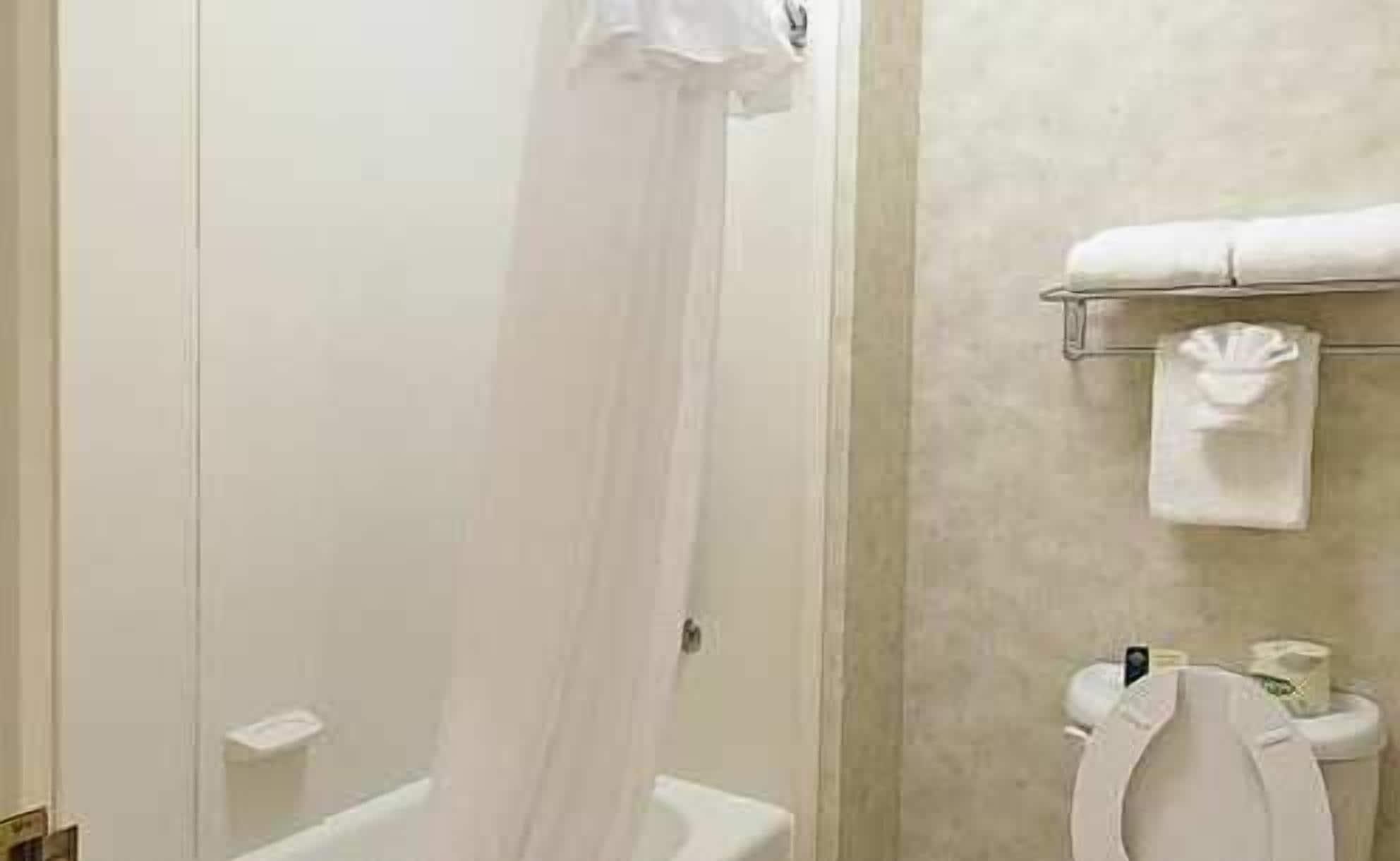 Homewood Suites By Hilton Indianapolis Airport / Плейнфийлд Екстериор снимка