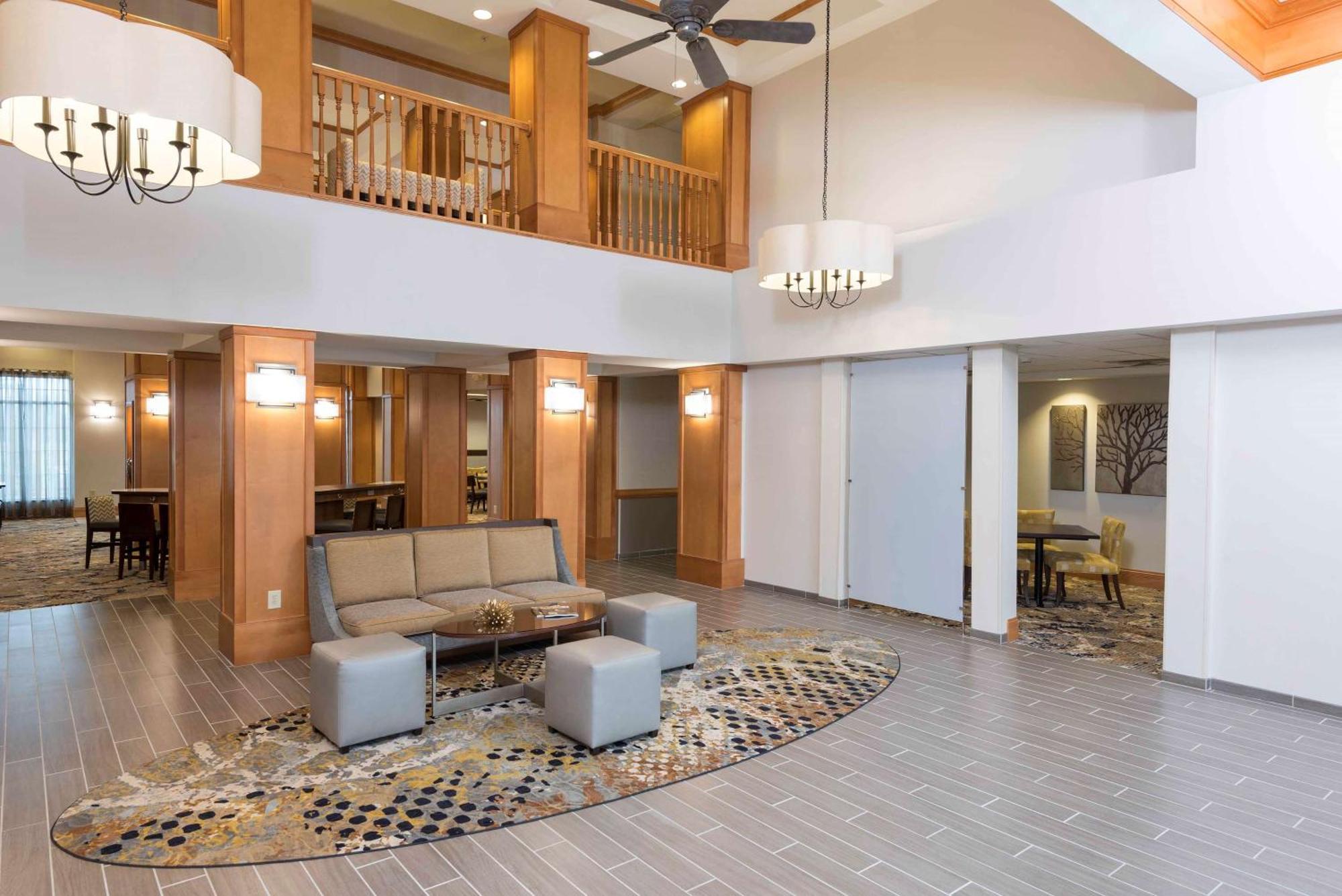 Homewood Suites By Hilton Indianapolis Airport / Плейнфийлд Екстериор снимка